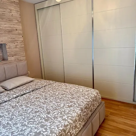 Spacious * Tirana